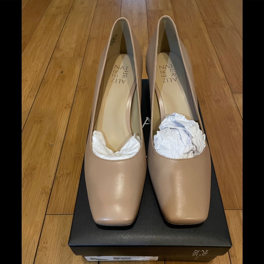 New In Box Pumps-Gingersnap Karina Leather